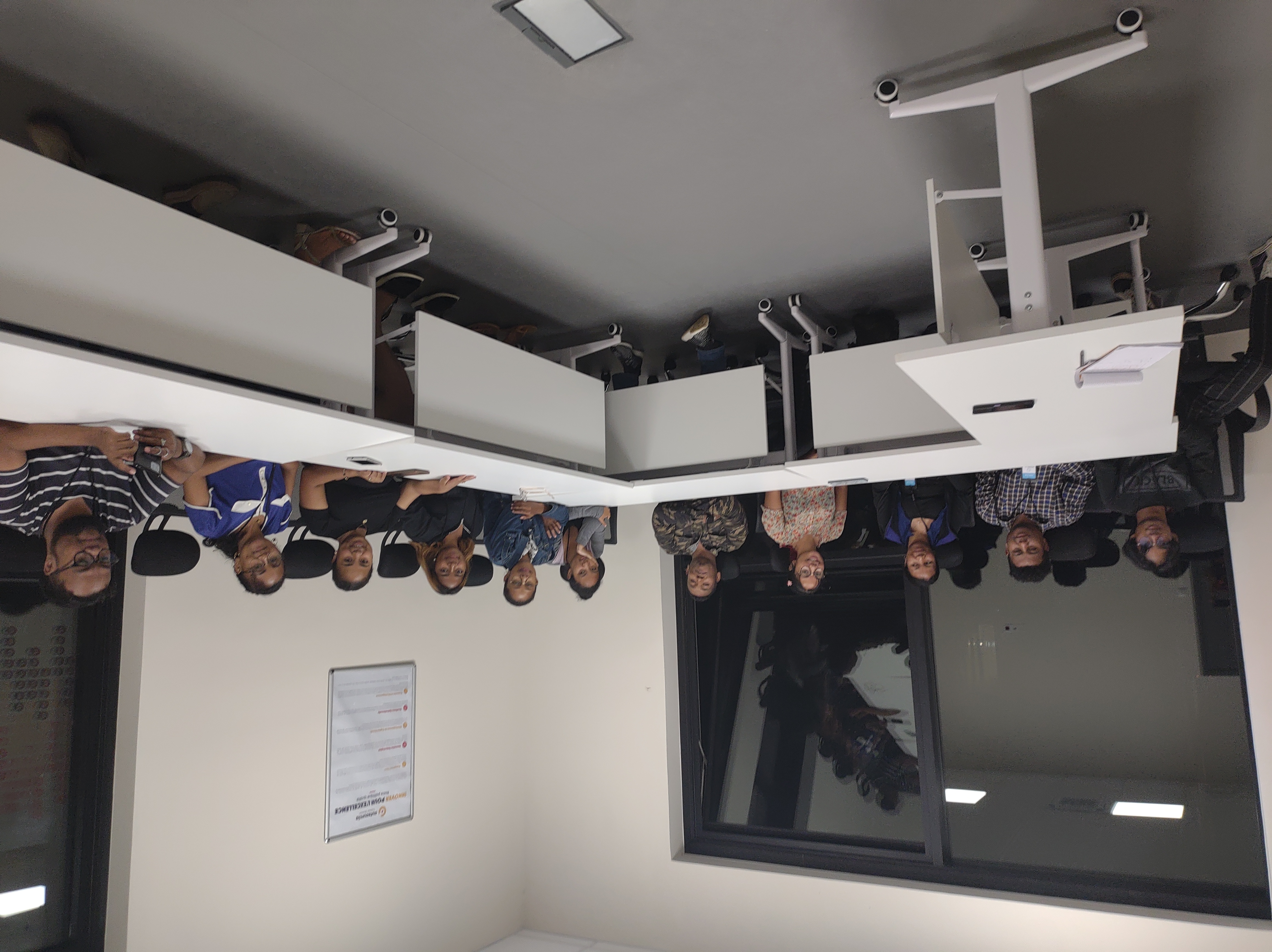 Nextoria - équipe au travail